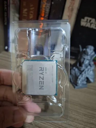 Vendo processador AMD Ryzen 5 5500.