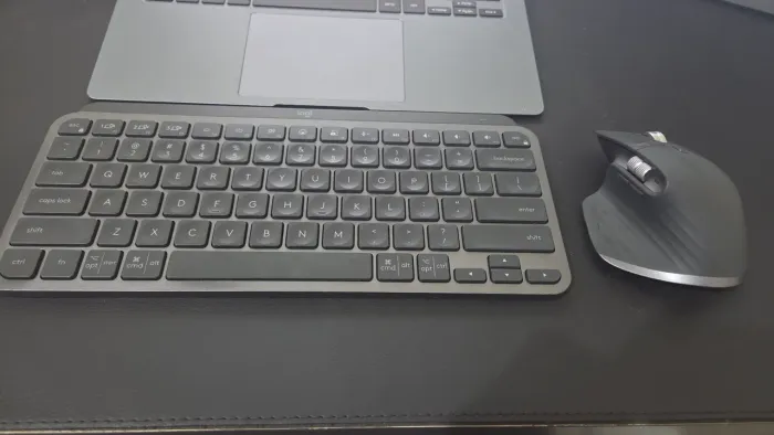 Mouse e teclado linha MX Logitech