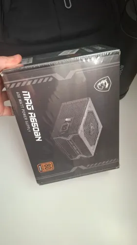 Fonte PC MSI 650W (lacrada)