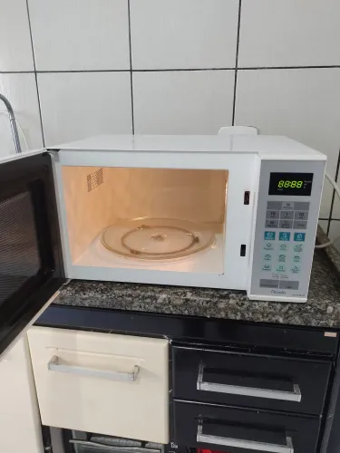 Microondas Panasonic NN-ST352WRUN