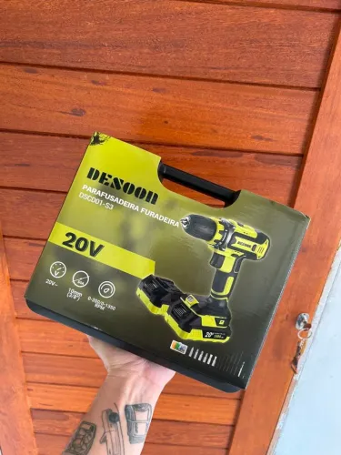 Parafusadeira 20V com Maleta e Acessórios
