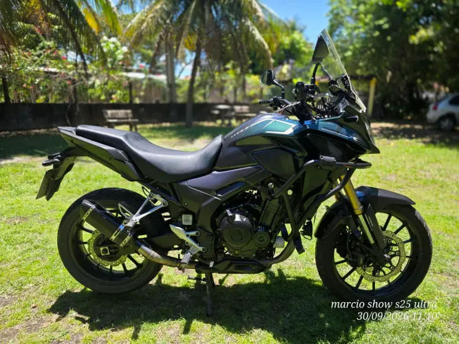 Vendo cb500x 2023 verde pronta pra pegar e viajar 