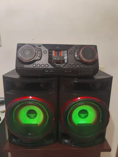 Som LG 2.350 RMS