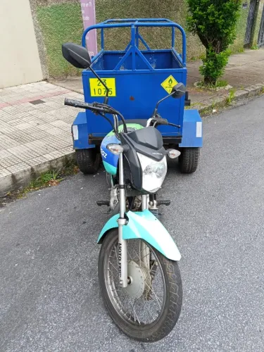 Triciclo Carretinha Honda Fan 160 2020 com 5 mil km.