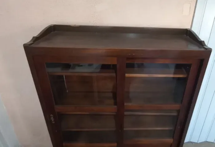 Armário Livreiro ANTIGO bom estado