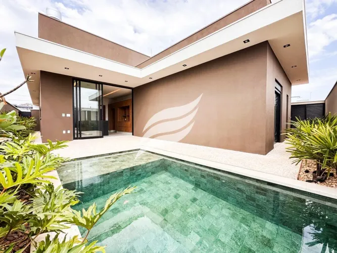 Condomínio Royal Boulevard - Casa com 3 suítes e piscina à venda no condomínio Royal Boule