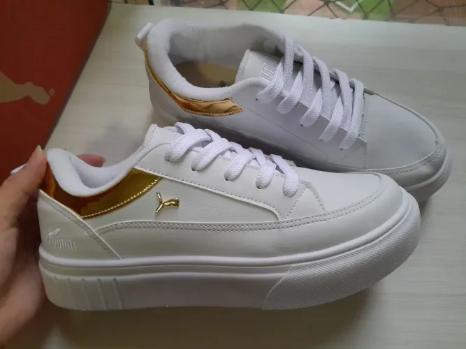 Tênis Branco e Dourado Puma