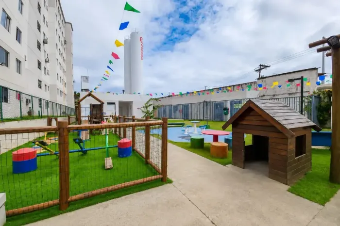 Imóvel para venda possui 40 metros quadrados com 2 quartos em Retiro - Salvador - BA
