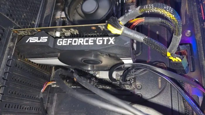 ASUS GTX 1660 SUPER 6GB