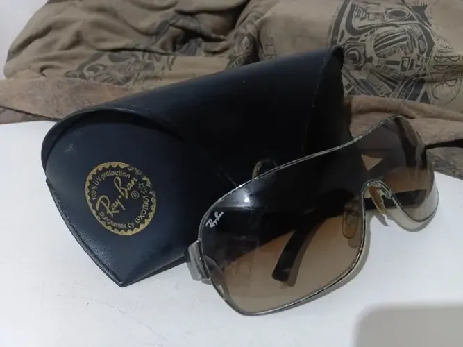 Óculos Ray-Ban original RB3211