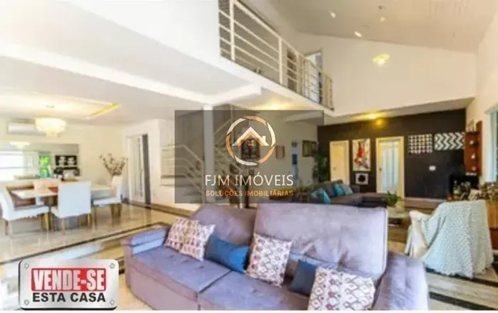 FJM Imóveis vende: Casa de Condomínio - Village Pendotiba