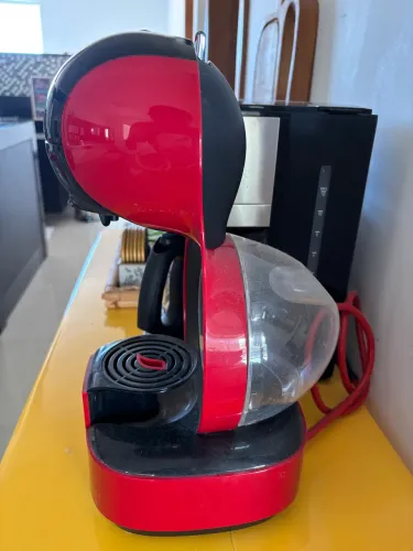 Cafeteira de Cápsulas Nescafé Dolce Gusto Piccolo Arno - Vermelha