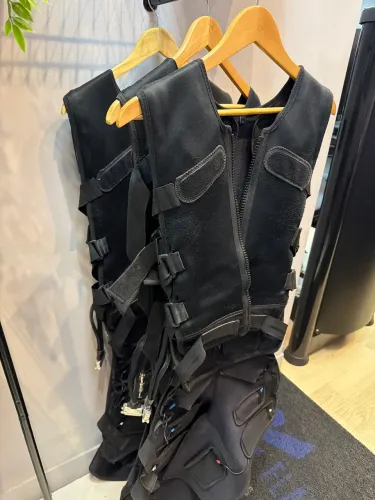 Eletro Estimulação de Corpo Inteiro (I-Motion)