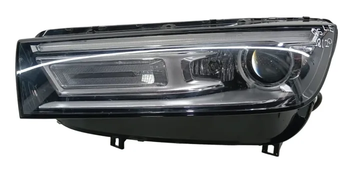 Farol Esquerdo Audi Q5 SQ5 2018 a 2020 Led