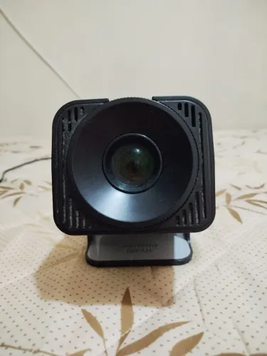 VENDE-SE PROJETOR HY320 SEMINOVO