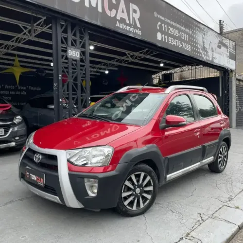 Toyota Etios Cross 1.5 Flex 16V 5P Mec. 2014