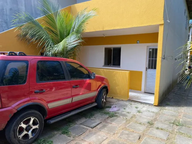 Alugo casa em condominio fechado Village das palmeiras