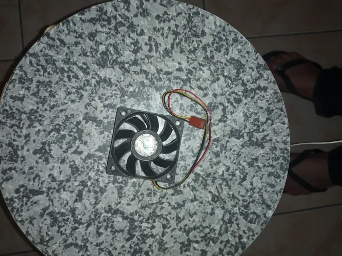 Fan 60 cm conector 3 pinos usado