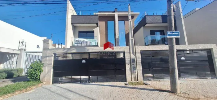 Sobrado com 207m² 3 quartos, à venda, no bairro Bom Jesus em São José dos Pinhais