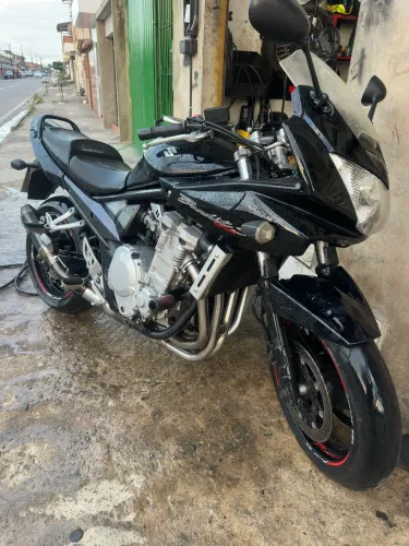 Suzuki Bandit 1250s