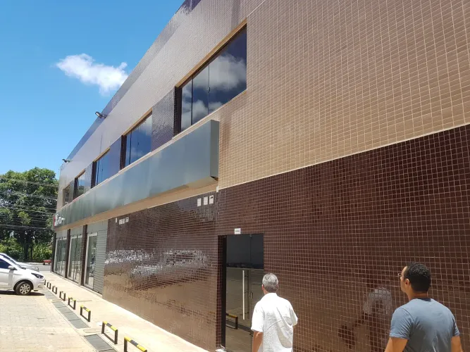 SALA 980 M2 NO CENTRO ADMINISTRATIVO DA BAHIA, NA AVENIDA ULISSES GUIMARÃES, DEFRONTE AO D
