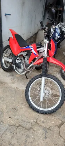 CRF 250F  top  só para quem gosta de aventura 