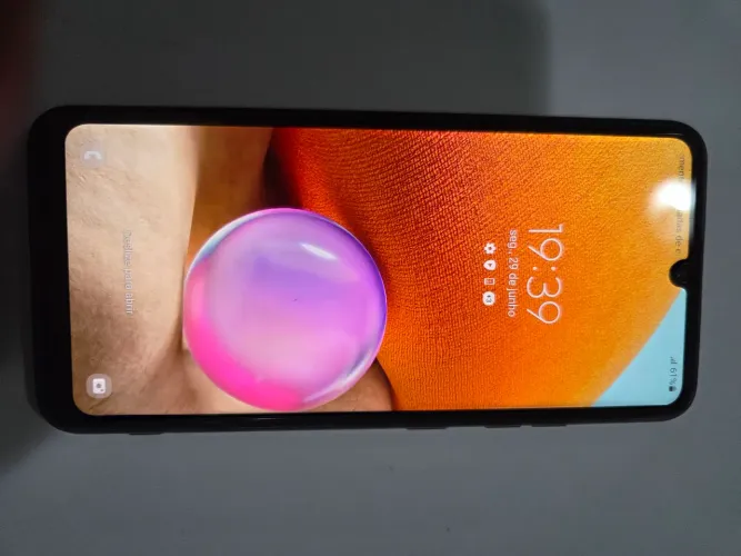 Celular Sansung A32 de128GB, usado em bom estado, com capa e cartão de memoria de 64GB