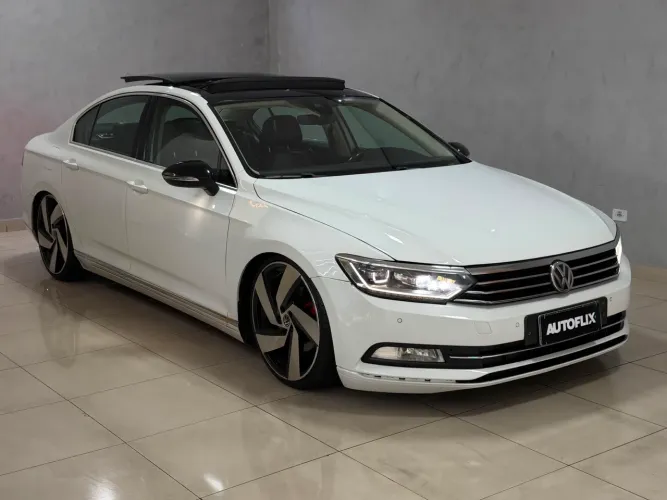 Volkswagen Passat Highline 2.0 TSI 220cv Tip. 2017