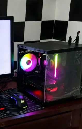 PC GAMER RYZEN 5 PRO 2400G + 8gb dd4 + SSD 126gb + fonte 500w 80plus