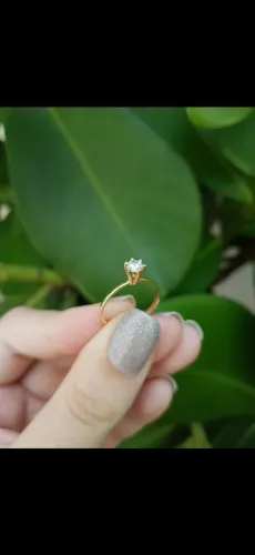 Anel solitário clássico em ouro 18k aro 13