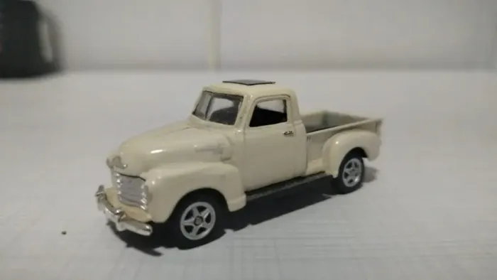 Miniatura '53 Chevrolet 3100 Welly 1/64