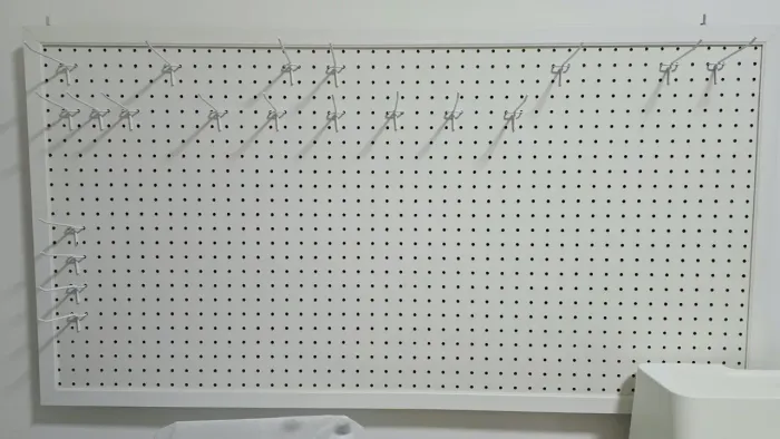 Painel de Eucatex para exposição 60 x120 ( + moldura) + 20 ganchos - Estado de Novo