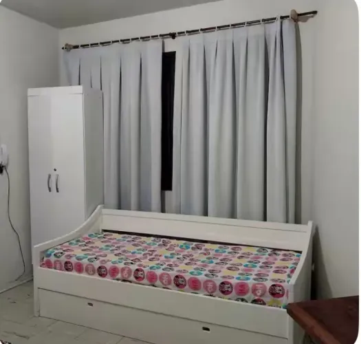 Kitnet mobiliada com garagem 