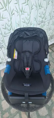 BEBÊ CONFORTO COM BASE BURIGOTO TOURING X