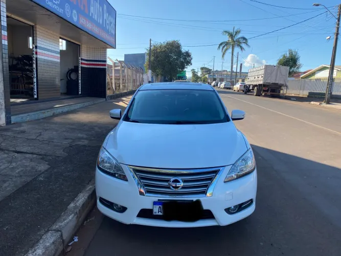 Nissan Sentra SL 2.0/ 2.0 Flex Fuel 16V Aut. 2015