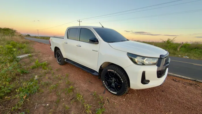 Toyota Hilux CD SRV 4X4 2.8 TDI Diesel Aut. 2022