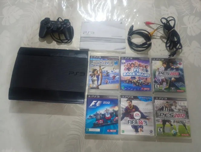 PS3 Super Slim + Cabos + Jogos