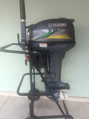 MOTOR DE CANOA YAMAHA