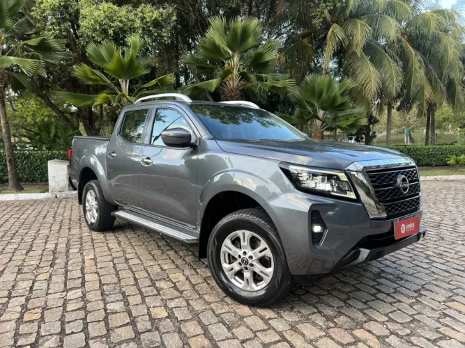 Nissan Frontier XE CD 4X4 2.3 Bi-TB Diesel Aut. 2024