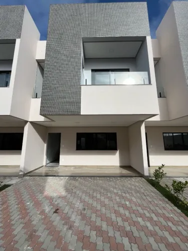 Duplex 3/4, sendo 2 suítes para Locação no Bairro Boa Vista - 9 disponível- PRIMEIRA LOCAÇ