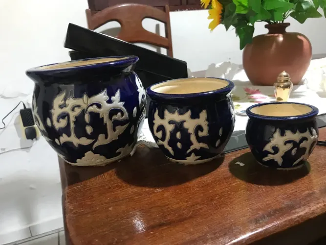 Vasos antigos azuis