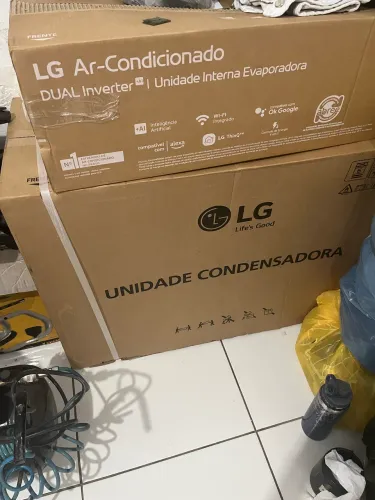 Vendo o ar está novo em caixa