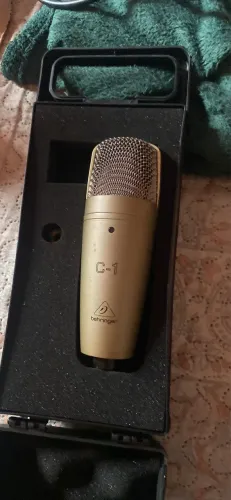 Microfone de Estúdio Behringer C-1