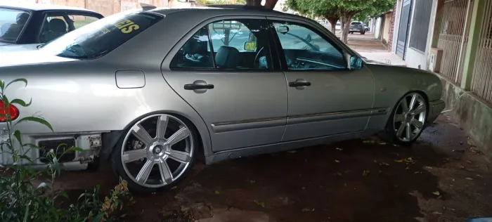 Mercedes-Benz E-320 E-320 1997