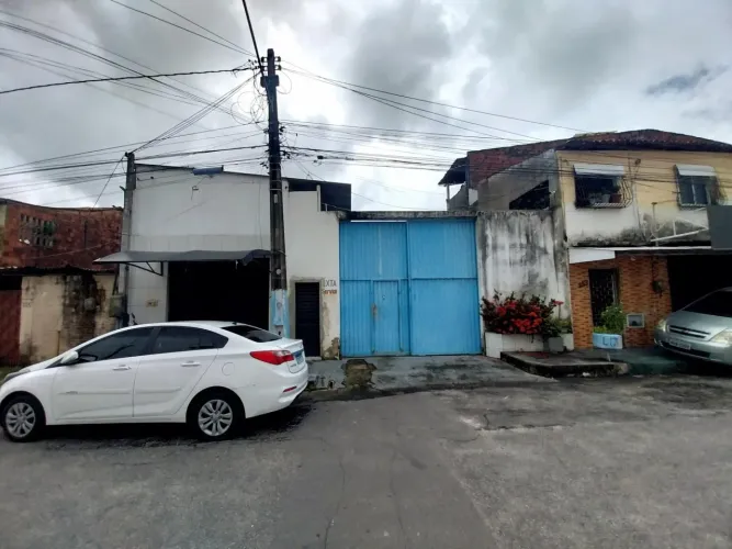 (PC2348) Prédio Comercial medindo 208m² localizado no Itaperi