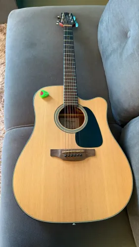 Vendo violão takamine GD12 estado de novo