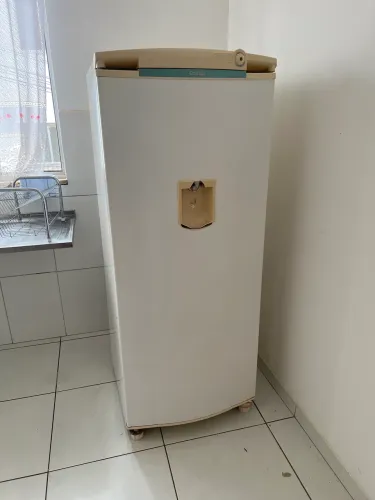 Geladeira usada