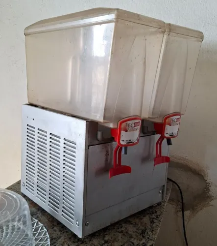 Refresqueira 30 litros