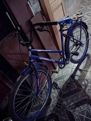 Bicicleta azul 400 ou troco celular