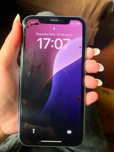 iPhone XR com detalhe